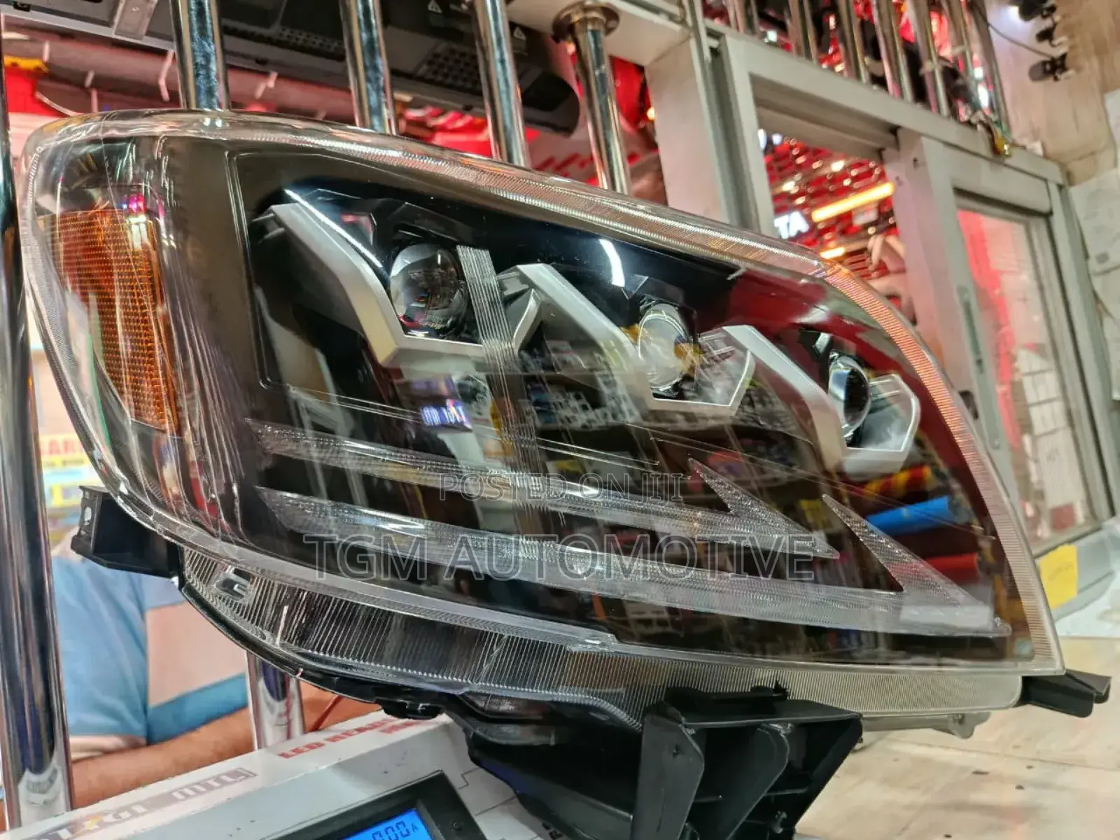 Hilux Vigo Head Light Afermarket