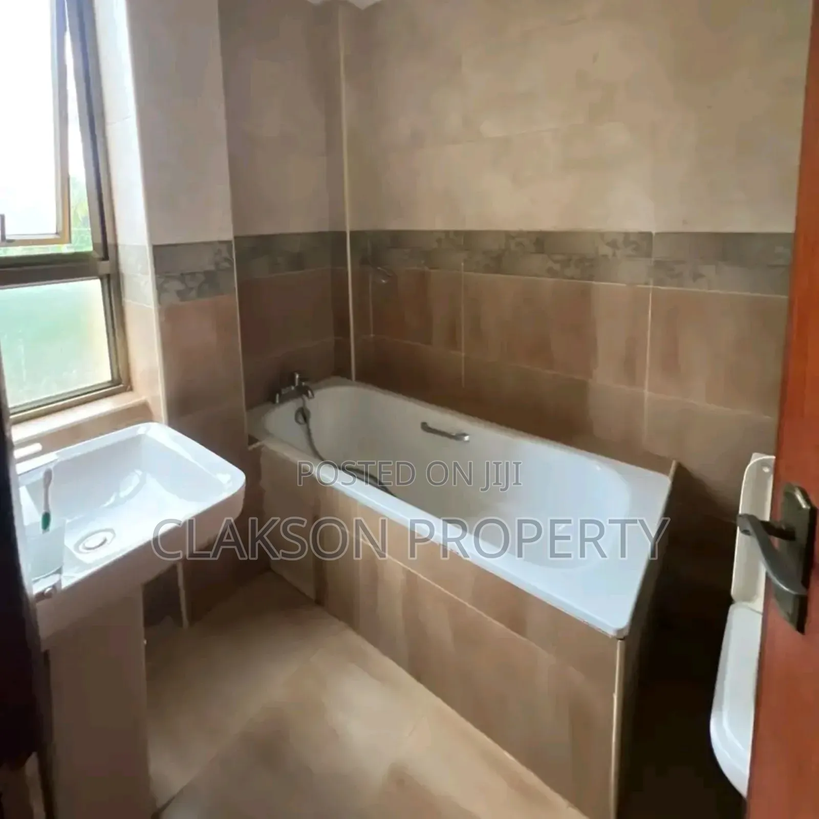 5bdrm Townhouse / Terrace in Lavington for rent