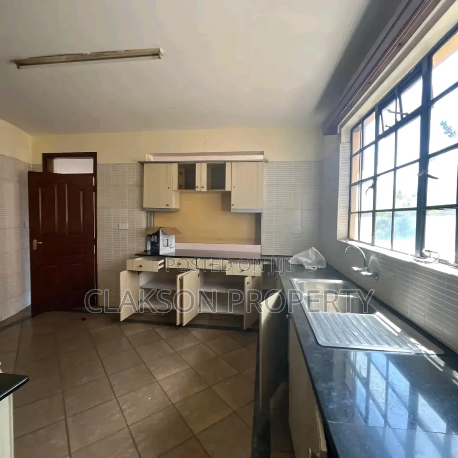 3bdrm Apartment in Kilimani for rent