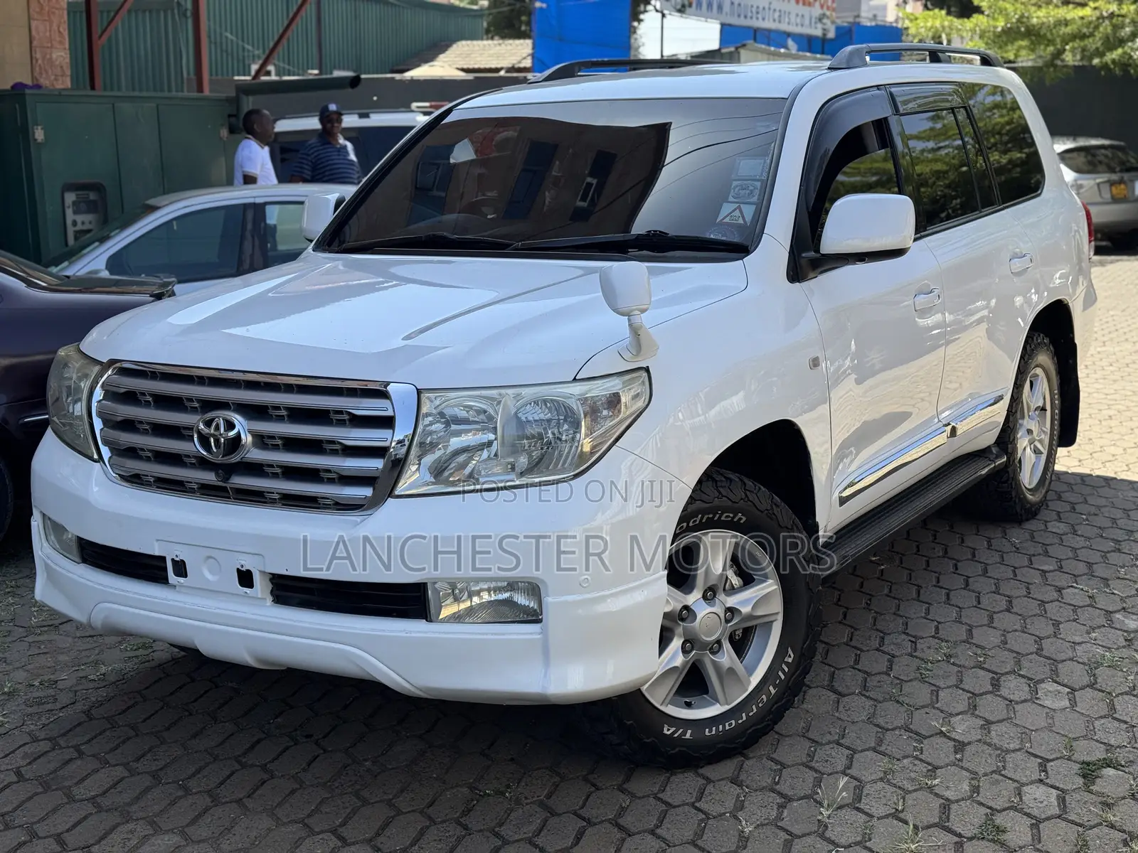Toyota Land Cruiser 2008 White