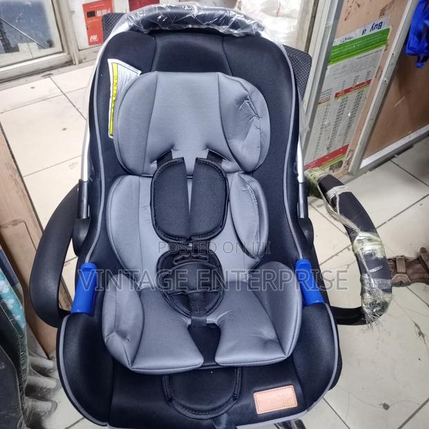 Baby Car Seat - thumbnail 3