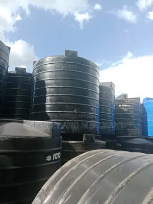 5000l Water Tank Roto New Black. Tall. Free Countrywide Delivery ••