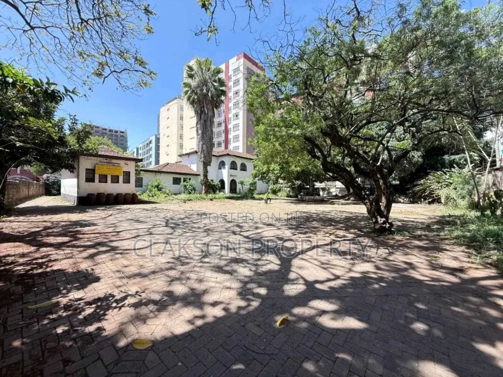 Commercial House for Rent
