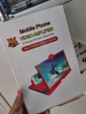 Phone Screen Enlarger 2–4x Eye Protection Video Amplifier