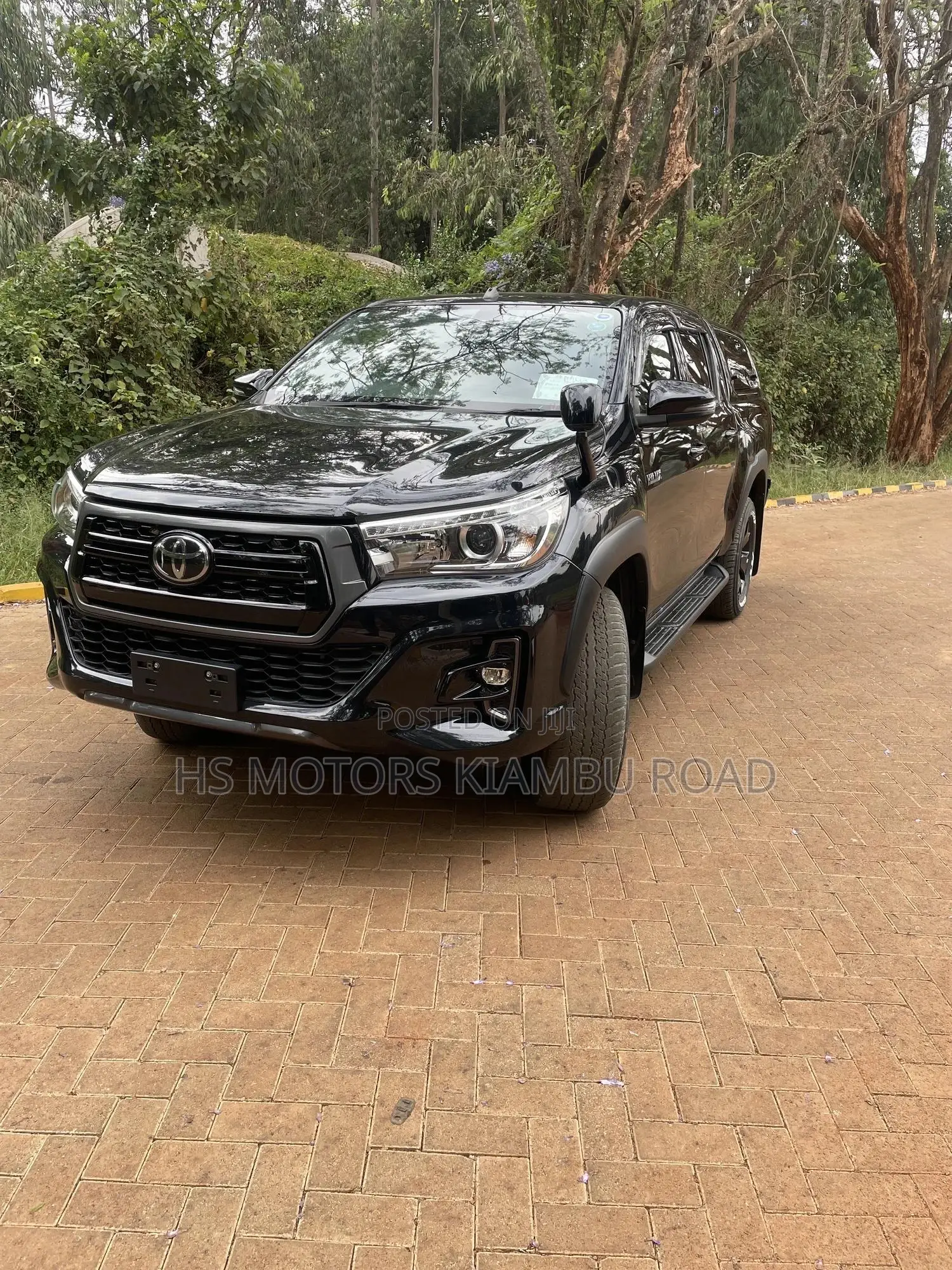 Toyota Hilux 2019 Black