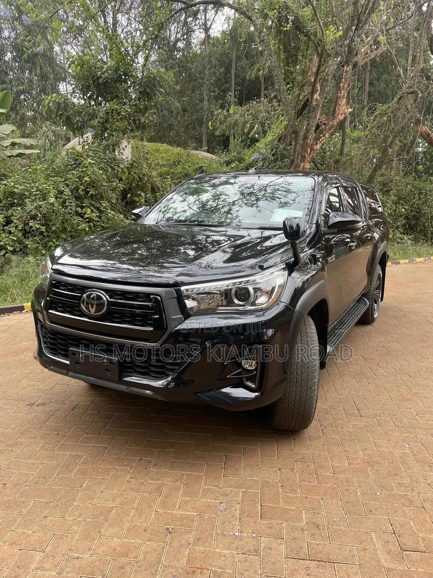 Toyota Hilux 2019 Black