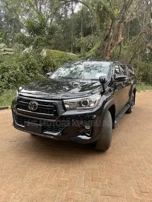 Toyota Hilux 2019 Black