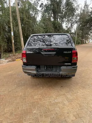 Toyota Hilux 2019 Black