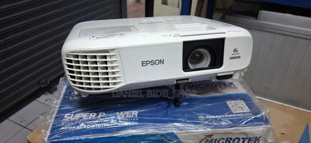 Epson Projector Eb-u05 - thumbnail 3