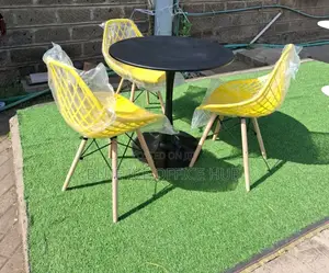 Black Round Dining Table and Chairs