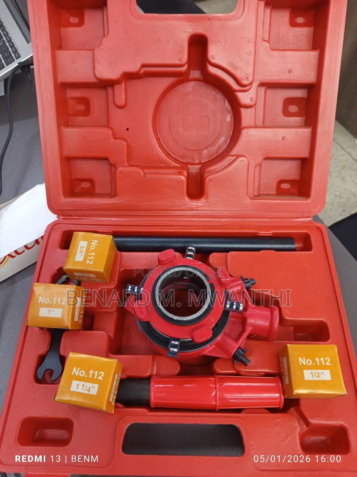 Pipe Threading Machine