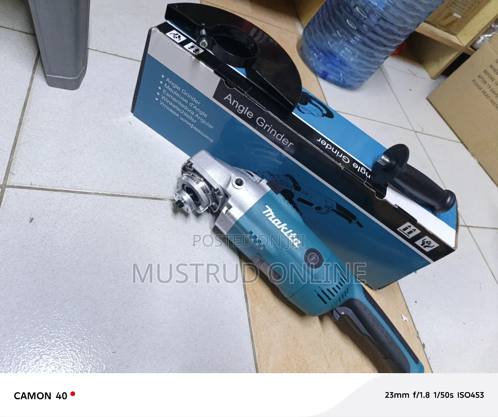 Makita 9" Grinder