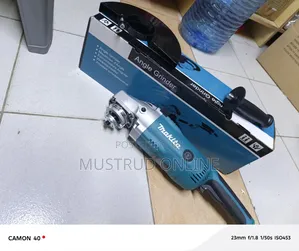 Makita 9" Grinder