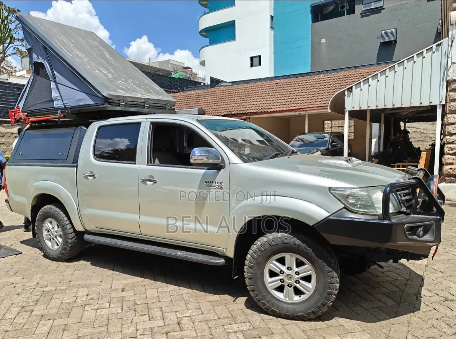 Toyota Hilux 3.0 D-4D 4x4 2015 Silver