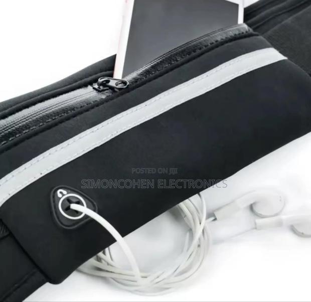 Waterproof Running Waist Bag - thumbnail 3