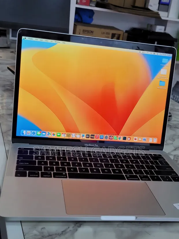 MacBook Pro/2017/SSD256GBメモリ8GB CORE i5 Laptop Apple MacBook Pro 2017 8GB Intel Core I5 SSD 256GB for sale