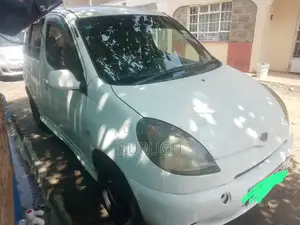 Toyota Fun Cargo 2002 White