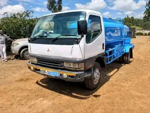 Mitsubishi Canter Water Bowser