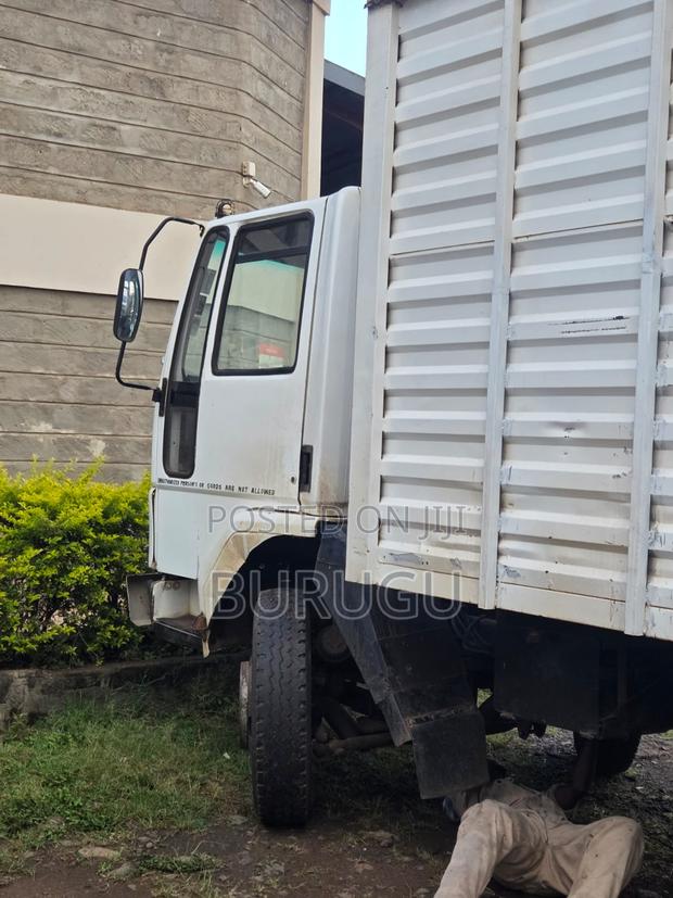Ashok Leyland - thumbnail 2