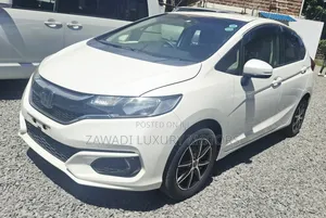 Honda Fit 2018 Pearl