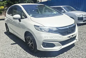 Honda Fit 2018 Pearl
