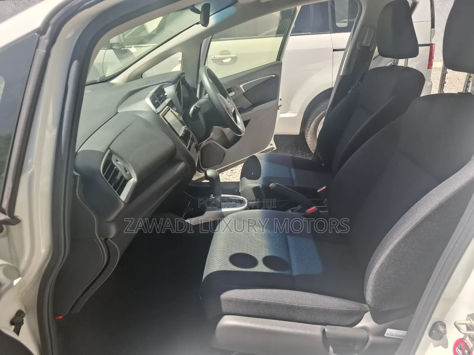 Honda Fit 2018 Pearl