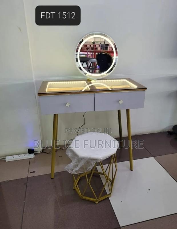 Modern Console Table Set - main view