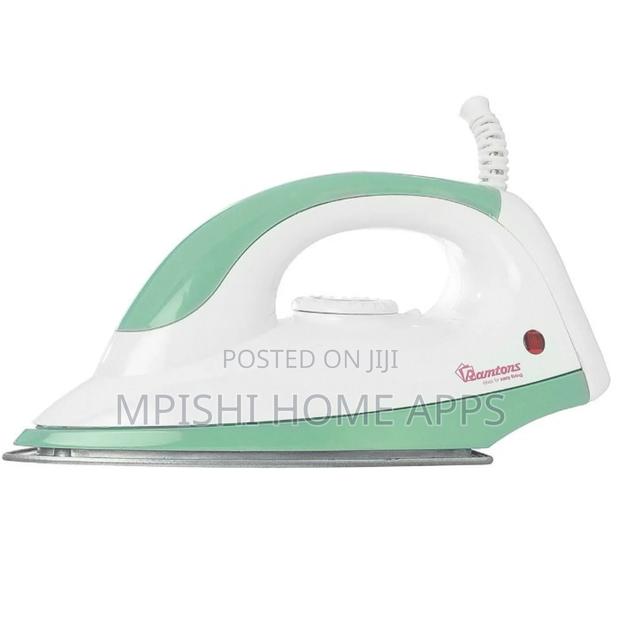 White and Green Dry Iron-Rm/180