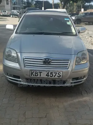 Toyota Avensis 2.0 D-4D 2006 Silver