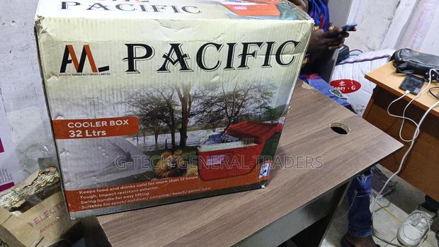 Generic Pacific 32l Large Capacity Cooler Box - thumbnail 3