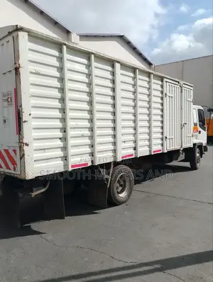 Fh Trucks Available for Transport and Logistics Services