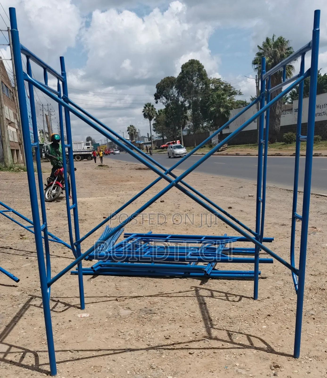 Durable Scaffolding Ladder - 2 MTRS Height