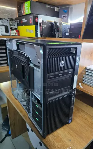 Desktop Computer HP Z820 16GB Intel Xeon SSD 512GB