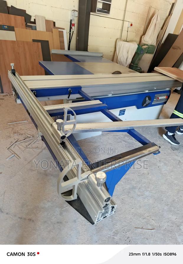 Panel Saw Machine - main view