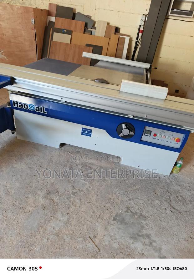 Heavy Duty Wood Cutting Panel Saw - thumbnail 3