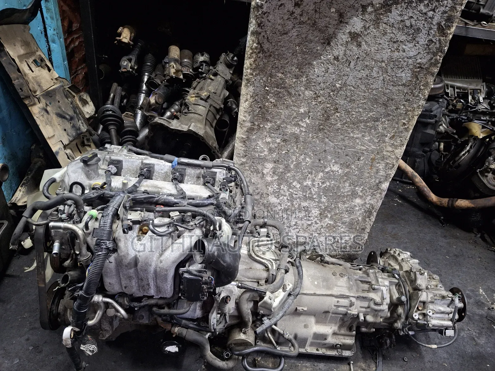 L8 Complete Engine With Gearbox
