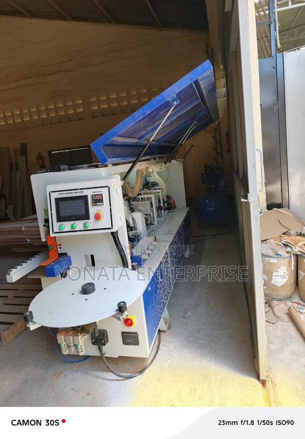 Edge Banding Machine - thumbnail 3