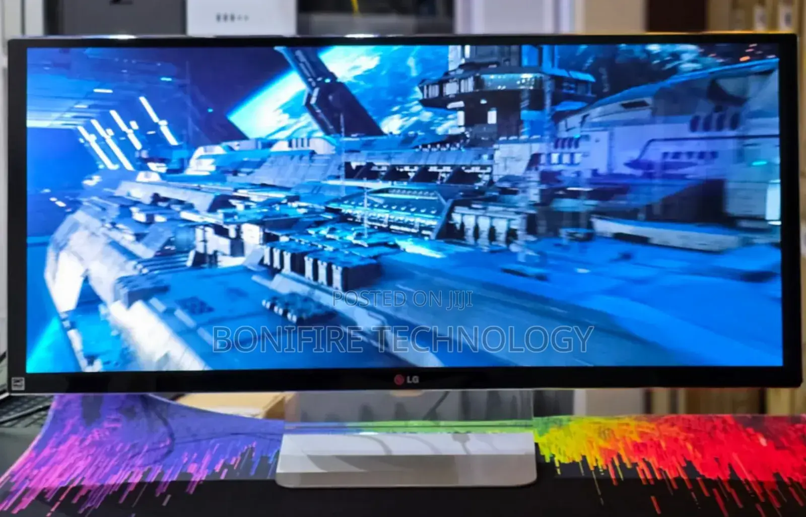 Lg 34inch Flat Panel Monitor 
Model: 34um95-P
Resolution :3440 X 1440