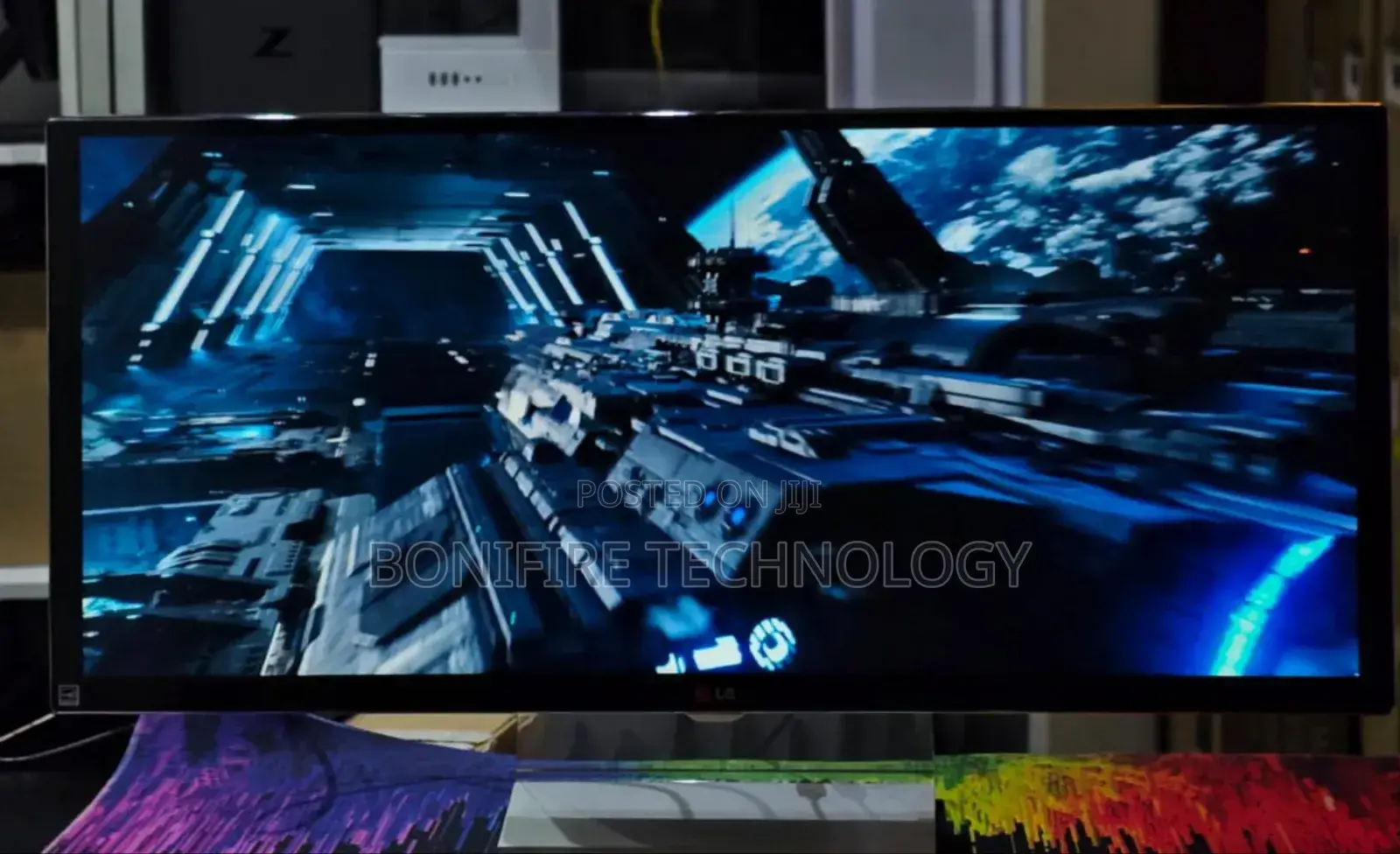 Lg 34inch Flat Panel Monitor 
Model: 34um95-P
Resolution :3440 X 1440