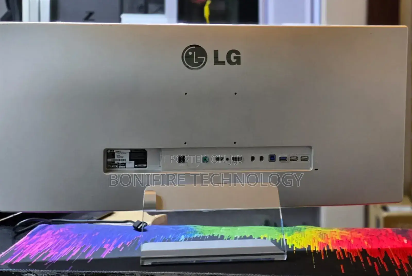 Lg 34inch Flat Panel Monitor 
Model: 34um95-P
Resolution :3440 X 1440