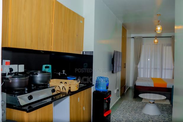 Airbnb Home - thumbnail 4