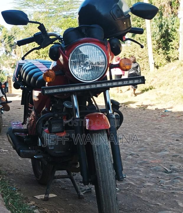 Bajaj Boxer 125 2024 Red - thumbnail 2