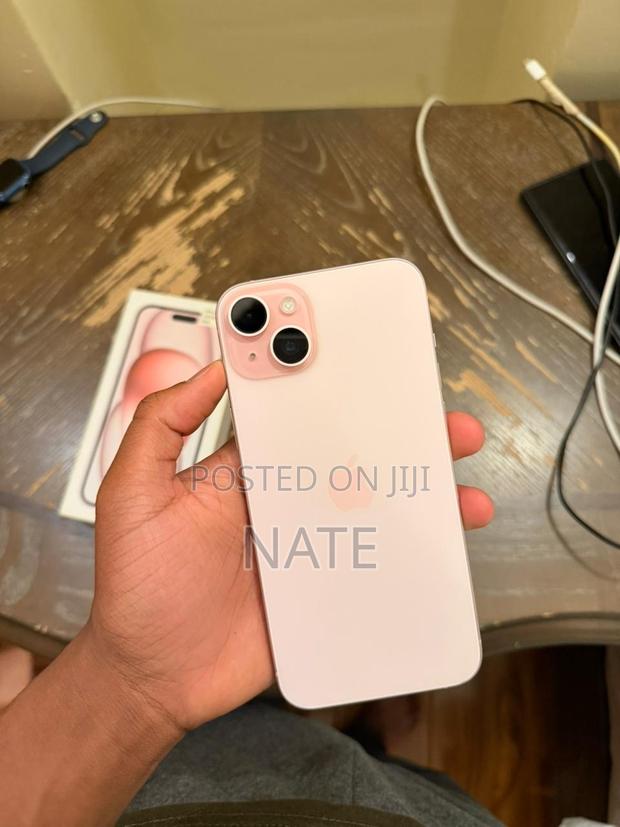Apple iPhone 15 Plus 128 GB Pink