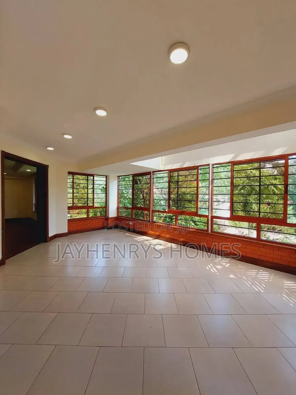 5bdrm House in Westlands for sale