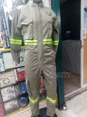 Strong Durable Reliable Seams on Cargo Overall