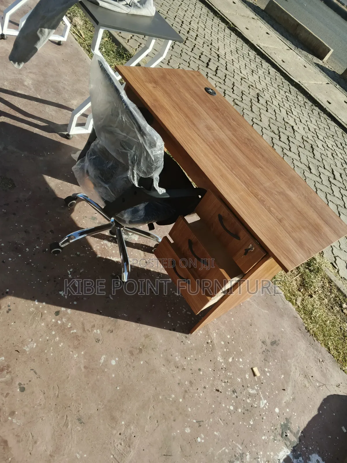 Study Set Table and Chairs Available