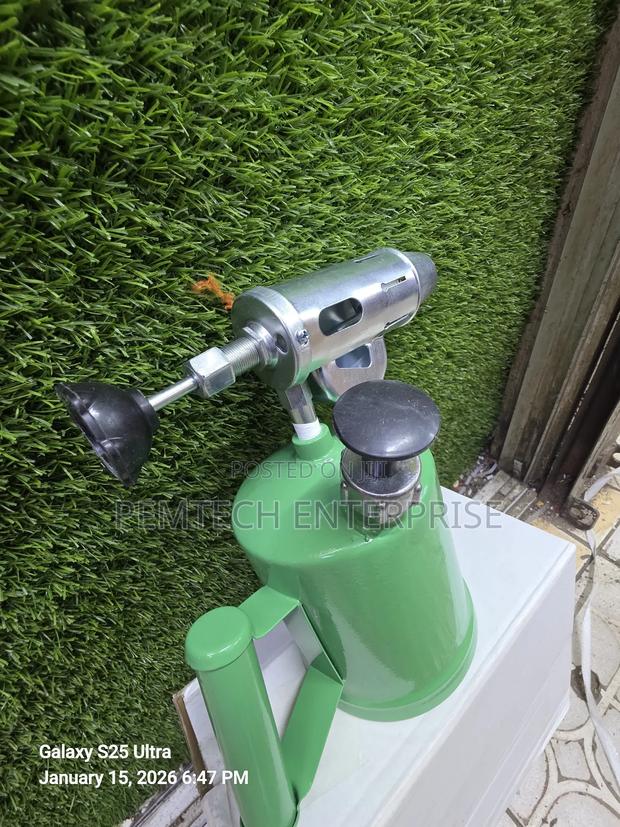 Heavy-Duty, Manually Pressurized Blowtorch - thumbnail 5