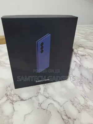 New Samsung Galaxy Z Fold6 256 GB Blue