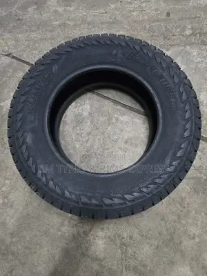 245 /65 R17 Khumo(All Terrein)