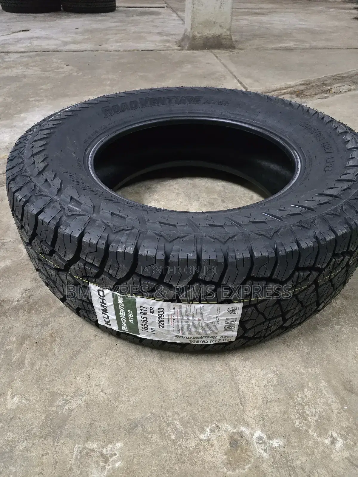 265 /65 R17 Khumo Tyres (All Terrein)